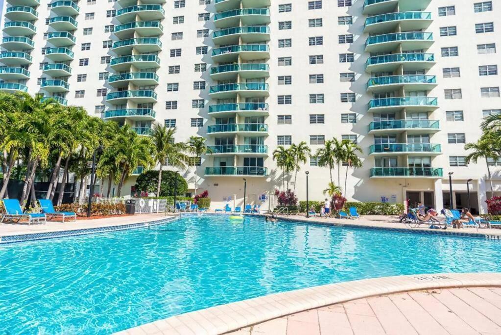 Miami Holiday Apartments Sunny Isles Beach Extérieur photo